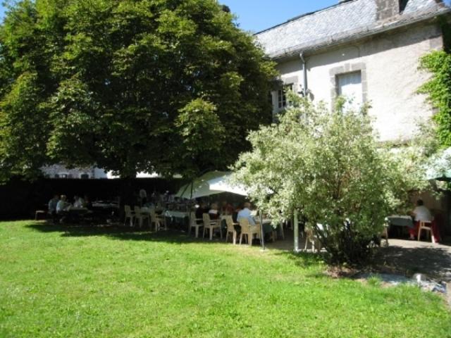 Logis Hotel La Source Du Mont Saint-Martin-Valmeroux Exteriér fotografie